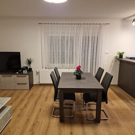 Vila Lastovka Ljubljana Eksteriør billede